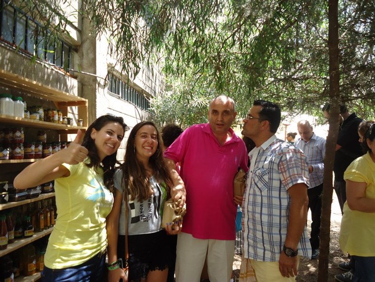 9th Annual Honey Harvest Event 